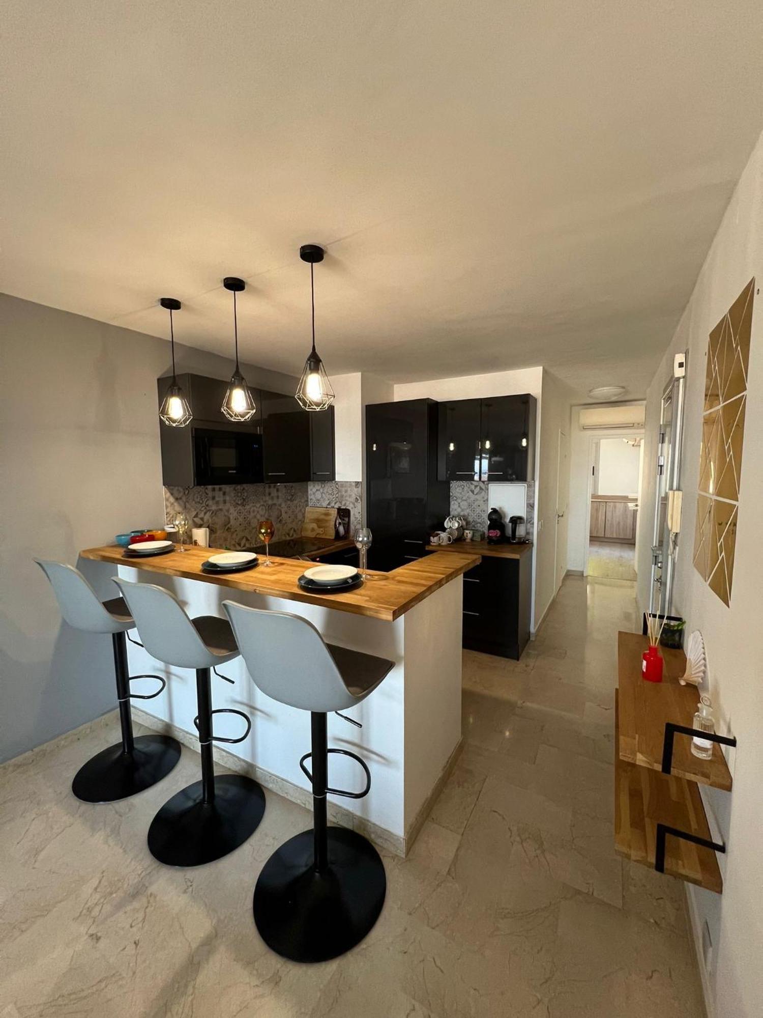 Appartement & Calme 3p Climatise 2 Vue Panoramique Parking Privatif En Sous Sol